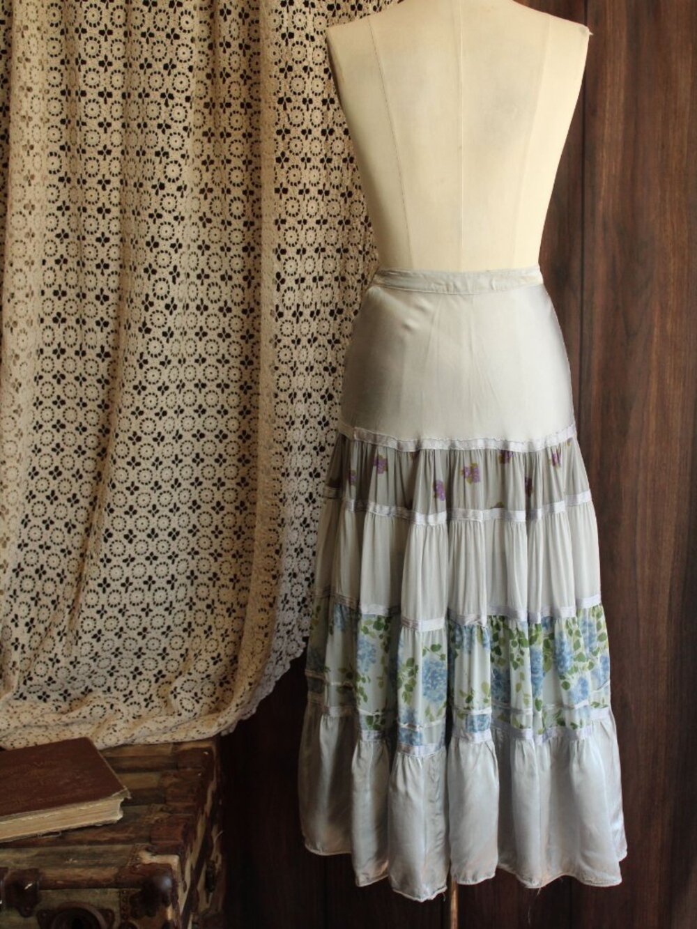 Vintage 1960s 1970s Skirt, Tea Length Silver Silk and Floral Print with Tiered R - Picture 10 of 10